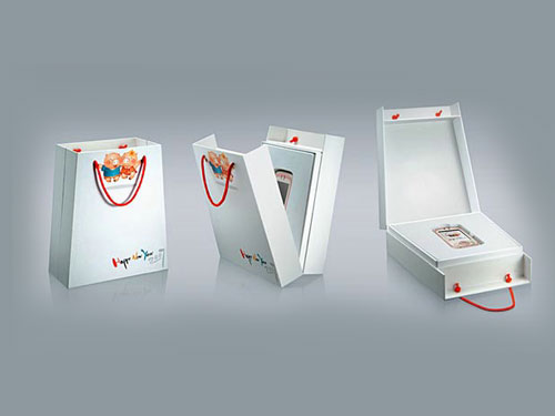 手(shou)機包裝盒(hé)