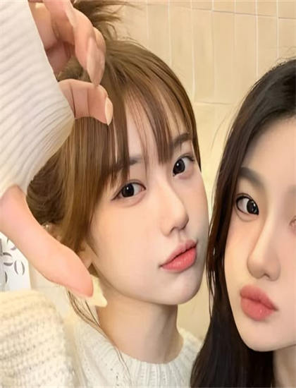 专业解读：《闪光少女》致敬的经典元素与情怀唤起——震撼心灵的视觉盛宴