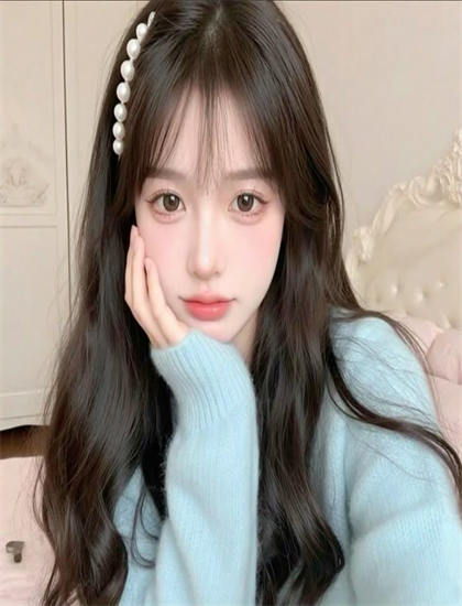 票房黑马：《侧颜》的叙事技巧与导演风格——服装造型的设计思路